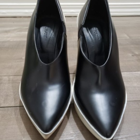 Decollete Black on White Rubber - Picture 7 of 7